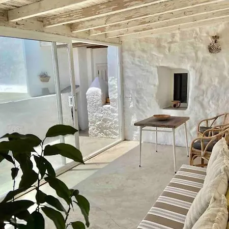 Casa Kira, * Macher